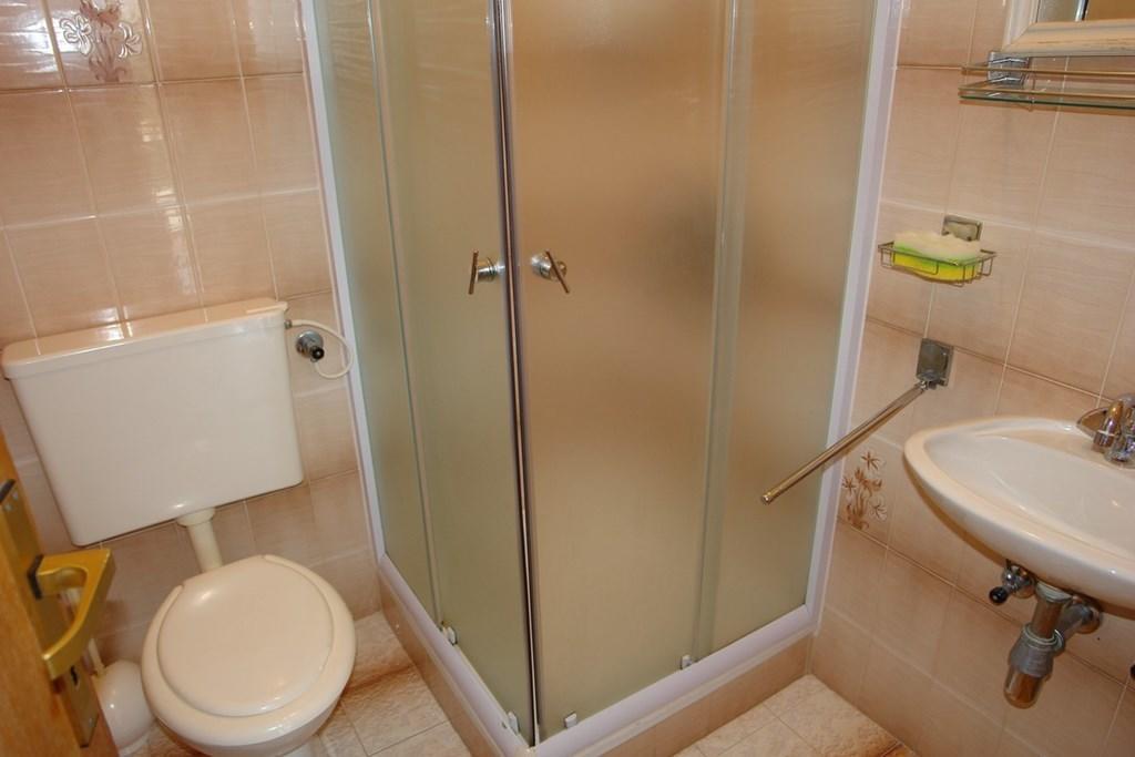 Beautiful Apartment In Crikvenica With Kitchen Værelse billede