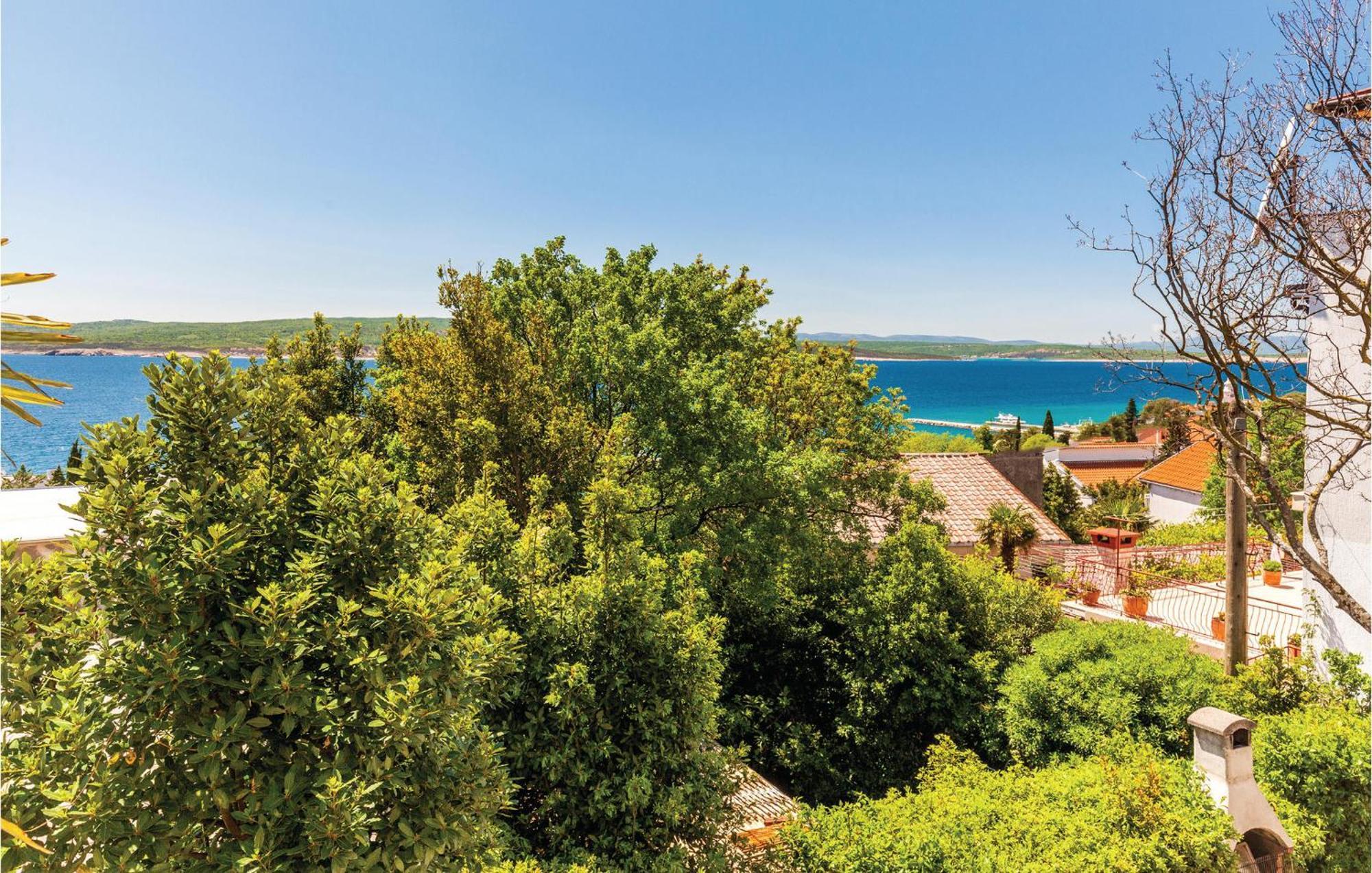 Beautiful Apartment In Crikvenica With Kitchen Eksteriør billede