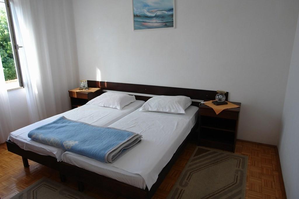 Beautiful Apartment In Crikvenica With Kitchen Værelse billede