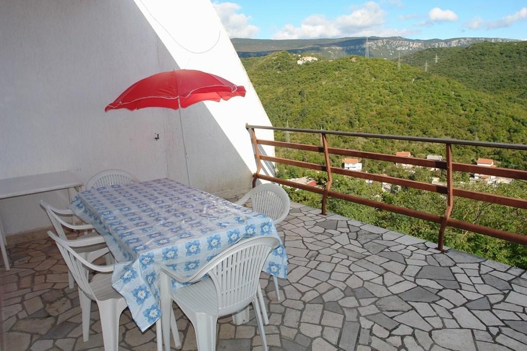 Beautiful Apartment In Crikvenica With Kitchen Værelse billede