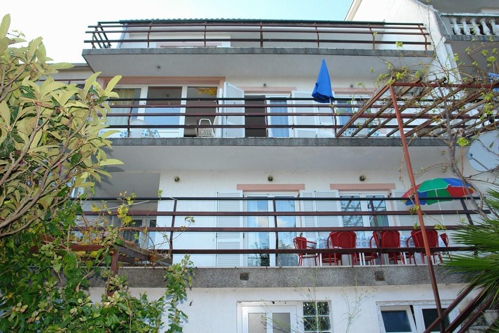 Beautiful Apartment In Crikvenica With Kitchen Værelse billede